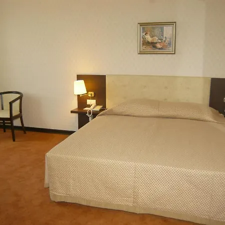 Szálloda Palmcity 4*